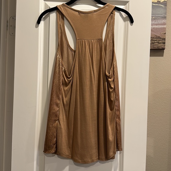 Forever 21 ombré gold tank top - Picture 2 of 2
